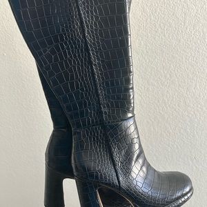 The Most Gorgeous Boots You’ve Ever Seen